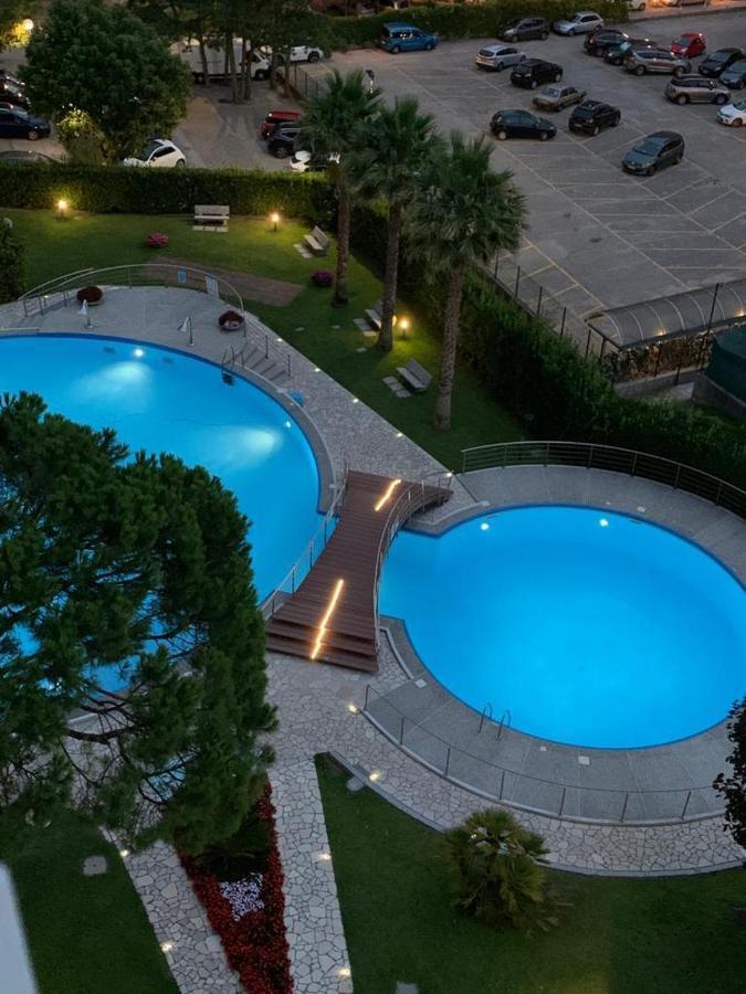 Condominio La Duna - Residence Puerto Do Sol Линьяно-Саббьядоро Экстерьер фото