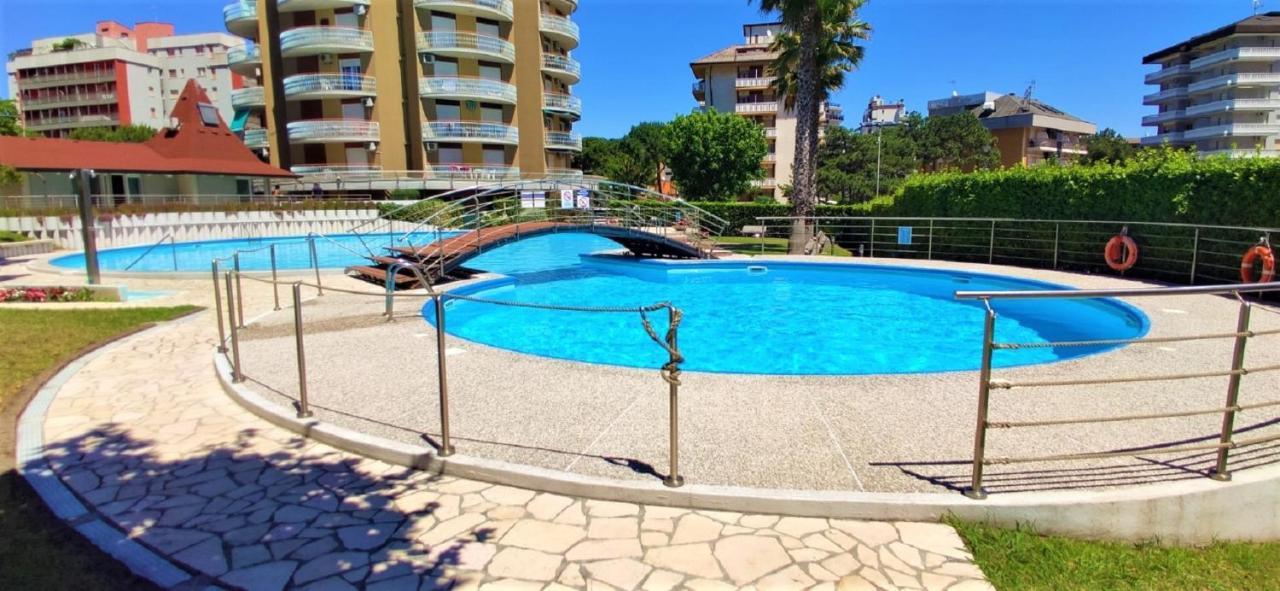 Condominio La Duna - Residence Puerto Do Sol Линьяно-Саббьядоро Экстерьер фото