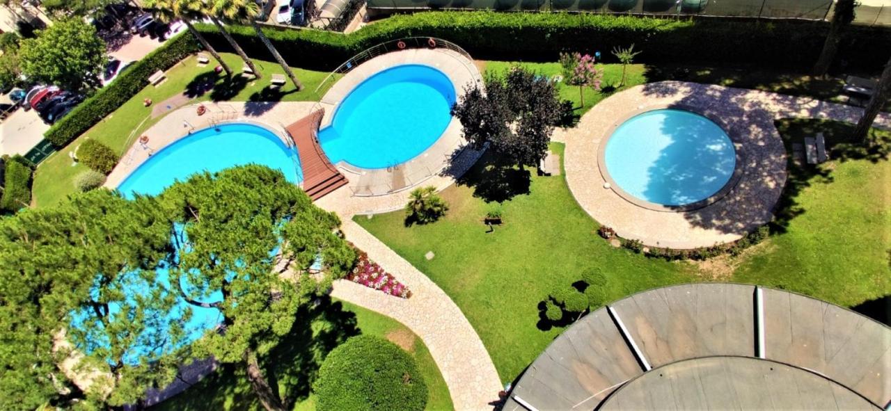 Condominio La Duna - Residence Puerto Do Sol Линьяно-Саббьядоро Экстерьер фото